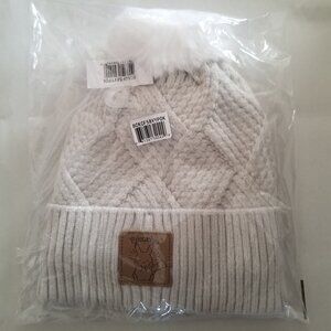 Pokemon Pikachu Pom Pom Beanie Toque